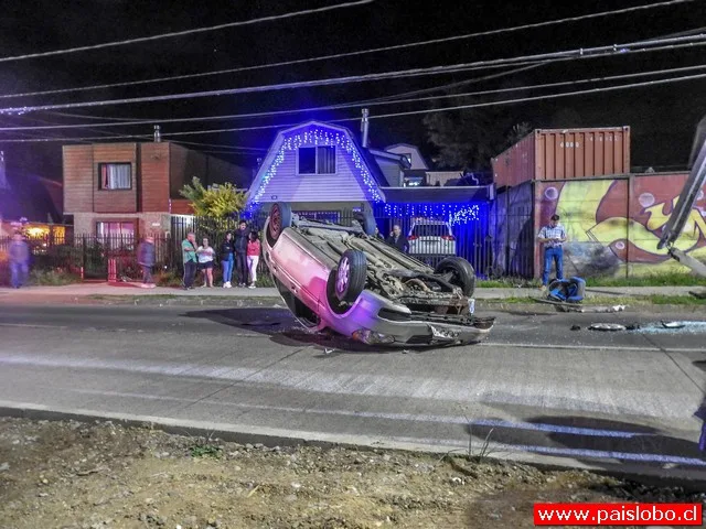 Osorno: Accidente vehícular dejó dos lesionados en el sector Mirasur