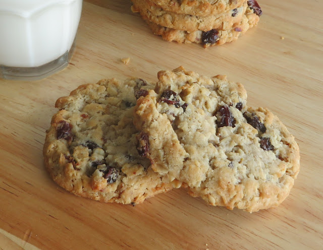 Oatmeal Raisin Cookies