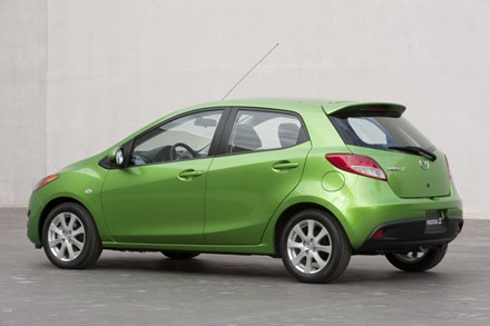 Mazda2 2011  will appear at dealers in July at a price of 14 730 dollars 2