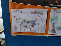 Los niños de 2do grado de una escuela argentina piden por el gran héroe de Colombia : Wilson