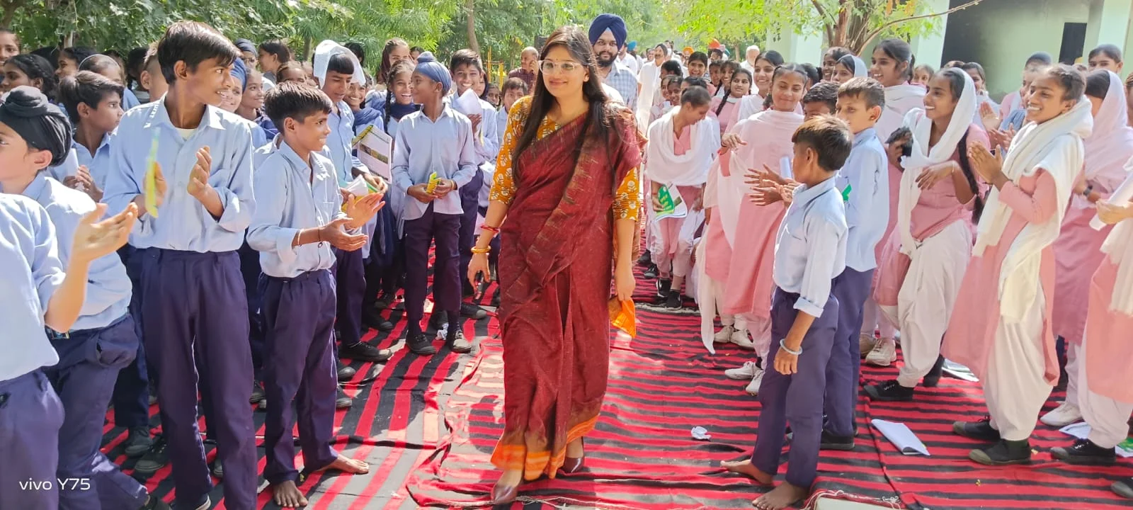 ਡਿਪਟੀ ਕਮਿਸ਼ਨਰ ਨੇ ਸਰਕਾਰੀ ਸਕੂਲ ਝਬੇਲਵਾਲੀ ਵਿਖੇ ਪਰਾਲੀ ਪ੍ਰਬੰਧਨ ਕੈਂਪ ਦਾ ਲਿਆ ਜਾਇਜ਼ਾ