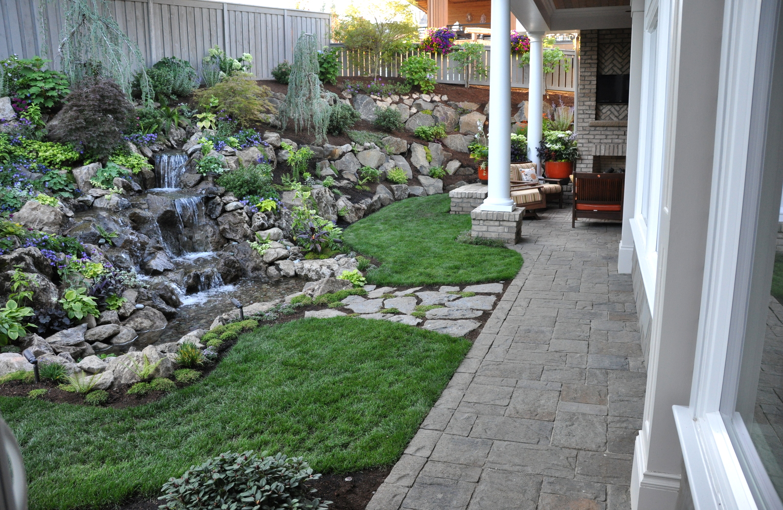 small backyard | Garden/Yard ideas | Pinterest