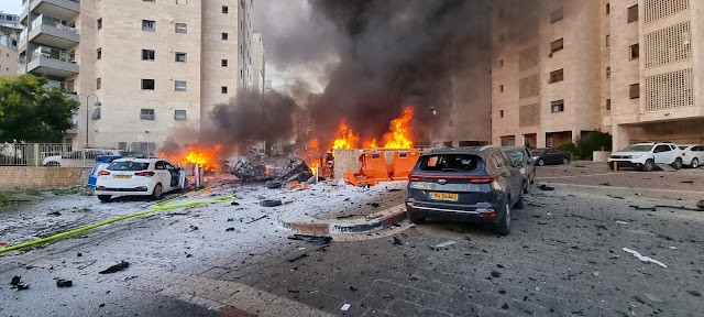 BREAKING: ISRAEL'S 9/11, ISRAEL AT WAR, ROCKETS RAIN DOWN, MILITANTS IN STREETS