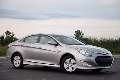 Federal green car fleet buys more Hyundai hybrids as overall number goes down