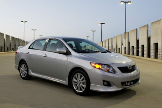 Toyota-Corolla_Altis_2011_India