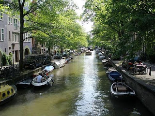 Amsterdam-Photos-Pictures-Images-pics