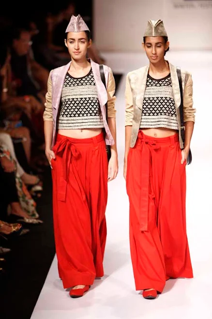 Sabyasachi Mukerjee Lakme Fashion Week India 2011