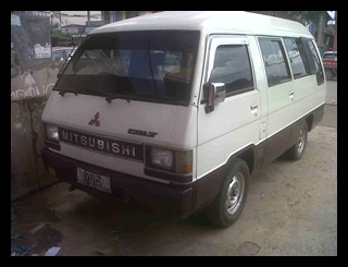 IKLAN BISNIS SAMARINDA: Dijual L300 Station (Minibus) 2002 Warna Putih