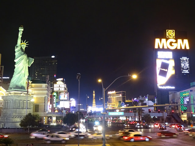 lasvegasstripnevadausastreetartpokercasinowelcometofabelousnewyorknewyork