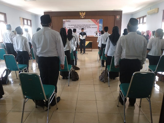 Kodim Sragen - Babinsa Karangtengah Pantau Pelantikan PPS Se Kecamatan Sragen