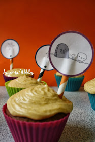 Sticky Toffee Pudding Cupcakes with Pumpkin Buttercream and Reast in Pece Halloween Cupcake Topper from www.ayonita-nibbles.com