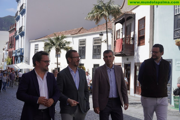 Manuel Domínguez: “Los gobiernos de Sánchez y Torres han abandonado a La Palma”