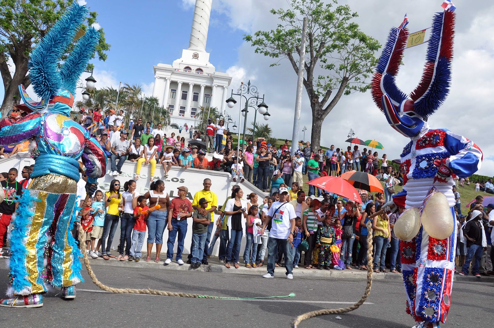 2012 * El Varón de la Bachata y el dúo Puertorriqueño Jowell y