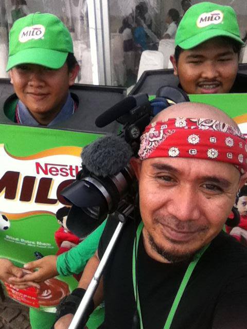 Gambar Lucu Es Kepal Milo<br/>