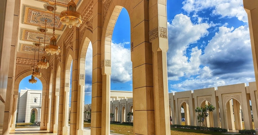 Masjid Sri Sendayan, Negeri Sembilan keunikan dan ...