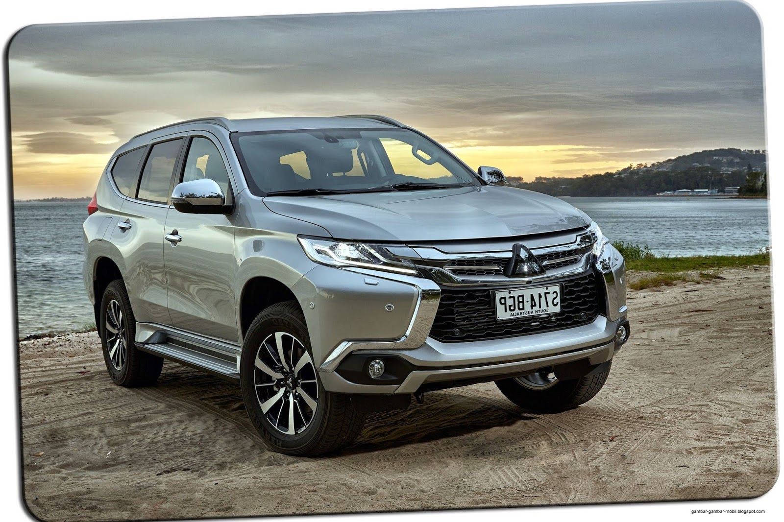  Gambar  Pajero  Sport  Terbaru Gambar  Gambar  Mobil 