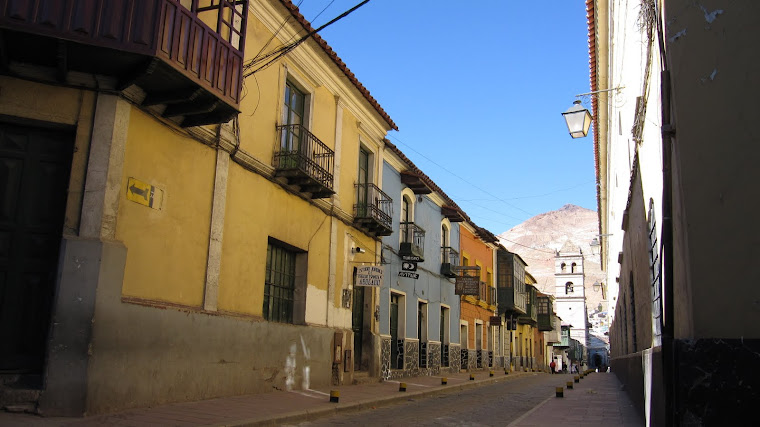 calle Tarija- Templo San Francisco, al fondo