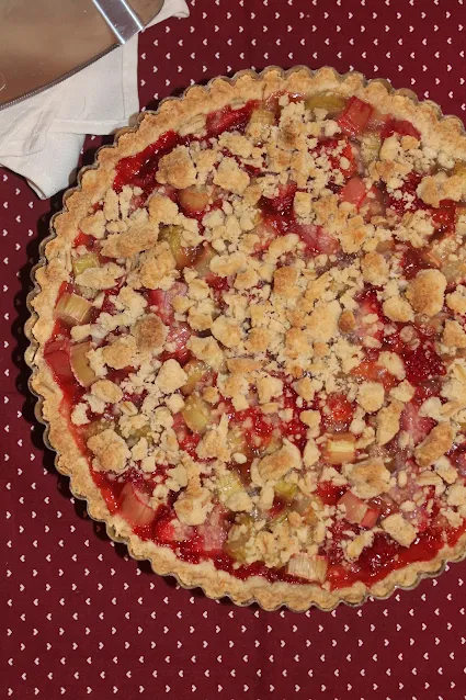 Finished strawberry rhubarb crisp tart.