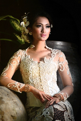 Anne Avantie Kebaya, in love, kasmaran, fashion show, Kebaya Design