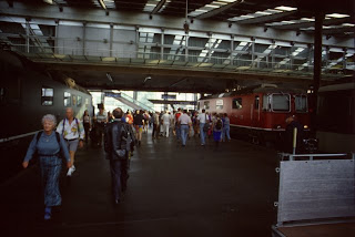 Pilt nr 42031. Luzern Hbf 9.6.1996 umbes pool üheksa