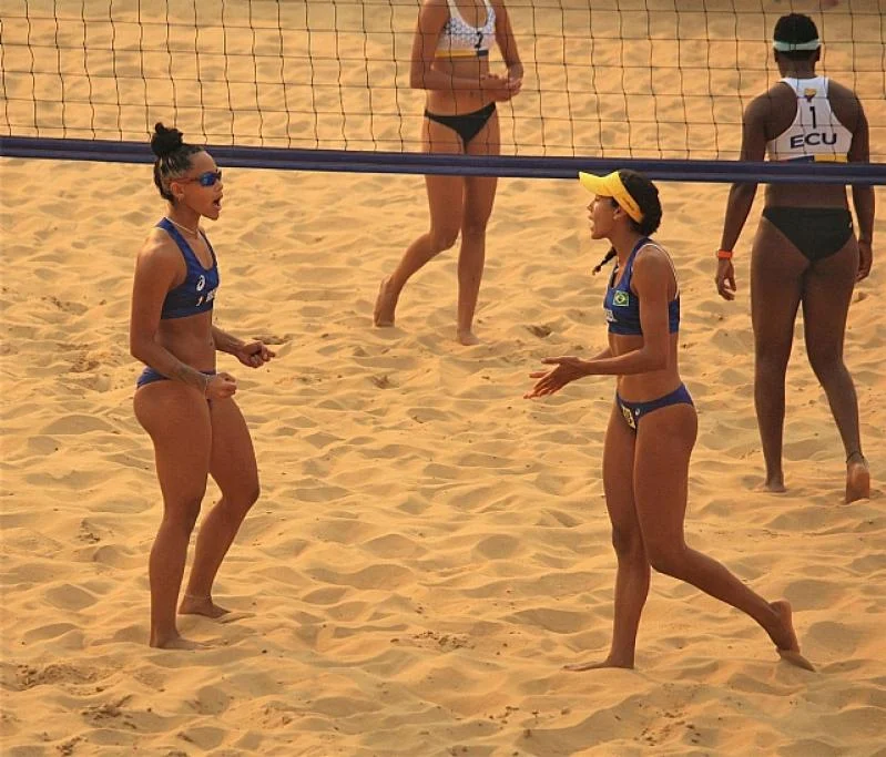 Brasileiros no Sul-Americano sub-21 de vôlei de praia