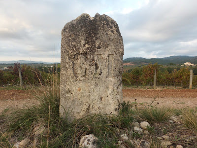 La Bisbal del Penedès a Montserrat; fita de terme entre Sant Jaume dels Domenys (Tarragona) i Castellví de la Marca (Barcelona)