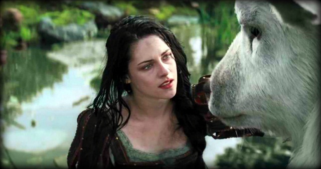 Here's Snow White communicating to nature's beautiful creatures