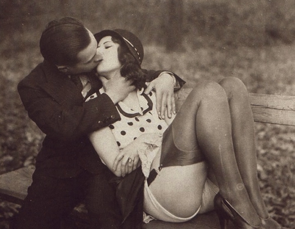 Here's wishing you a Happy & Frisky Vintage Valentines Day!