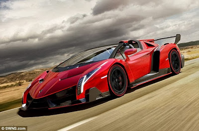 Veneno Roadster