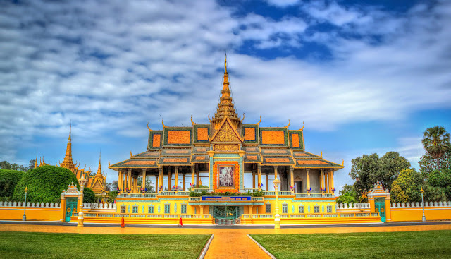 Phnom Penh, Viajes a Camboya