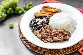Pabellón Criollo: Un Homenaje Gastronómico a la Esencia Venezolana