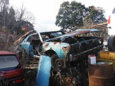 Cemitério de carros no Japão foto 28