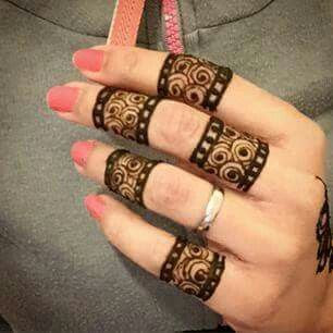 Simple Ring Mehndi Designs For Fingers