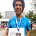 Um jovem apaixonado pelo conhecimento 
