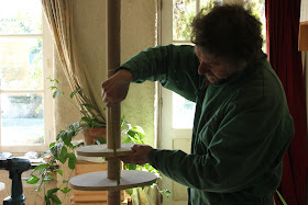 Recuperated wood dress form assembly