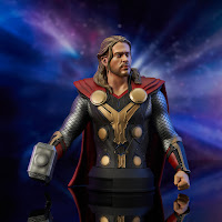 Gentle Giant Marvel Thor Dark World Thor 6th Scale Mini-Bust 01