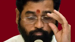 ती दोन मंत्रिपदं नाहीच… शिंदे गटाची होणार ‘या’ खात्यांवर बोळवण; संभाव्य लिस्ट आली समोर... ती दोन मंत्रिपदं नाहीच… शिंदे गटाची होणार ‘या’ खात्यांवर बोळवण; संभाव्य लिस्ट आली समोर...