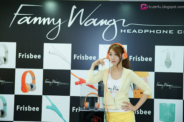 2 Go Jung Ah for Fanny Wang Headphone-very cute asian girl-girlcute4u.blogspot.com