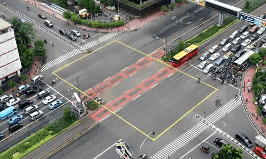 Yellow box junction