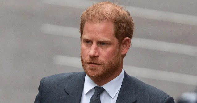 Prince Harry's Candid Revelations in Memoir Lead to Visa Application Controversy