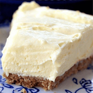 CREAM CHEESE LEMONADE PIE