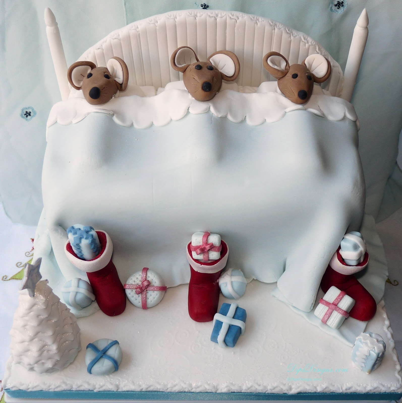 DipsDesigns: 'Twas the Night Before Christmas Mouse Cake ...