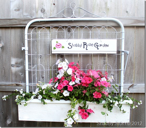 gate-flower-box-018 gate-flower-box-018