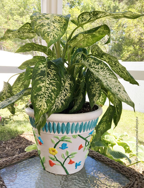 Vintage Paint and more... painted flower pots to brighten your decor