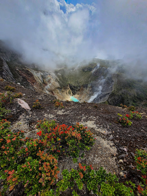 Puncak Gunung Gede Pangrango
