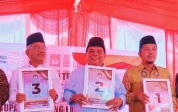 KPU Paluta Rapat Pleno Terbuka Pencabutan Nomor Paslon