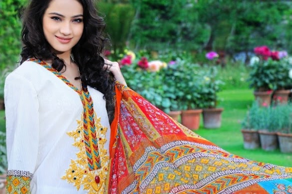 Lawn Pret Meaning In Urdu / Lawn Prints 2015 In Pakistan Lawn Collection 2014 Frocks ... : There are always several meanings of each word in urdu, the correct meaning of lawn in urdu is لان, and in roman we write it lawn.