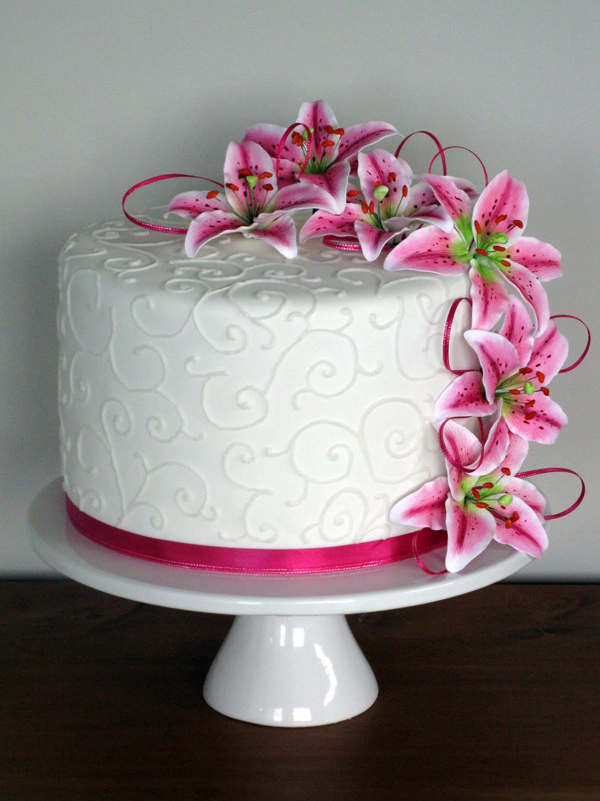 elegant wedding cakes 2011