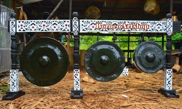 Alat Musik Gong Dayak