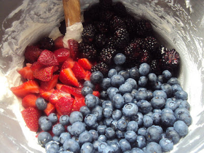 Sugar-Free Berry Cheesecake Salad (without cool whip)